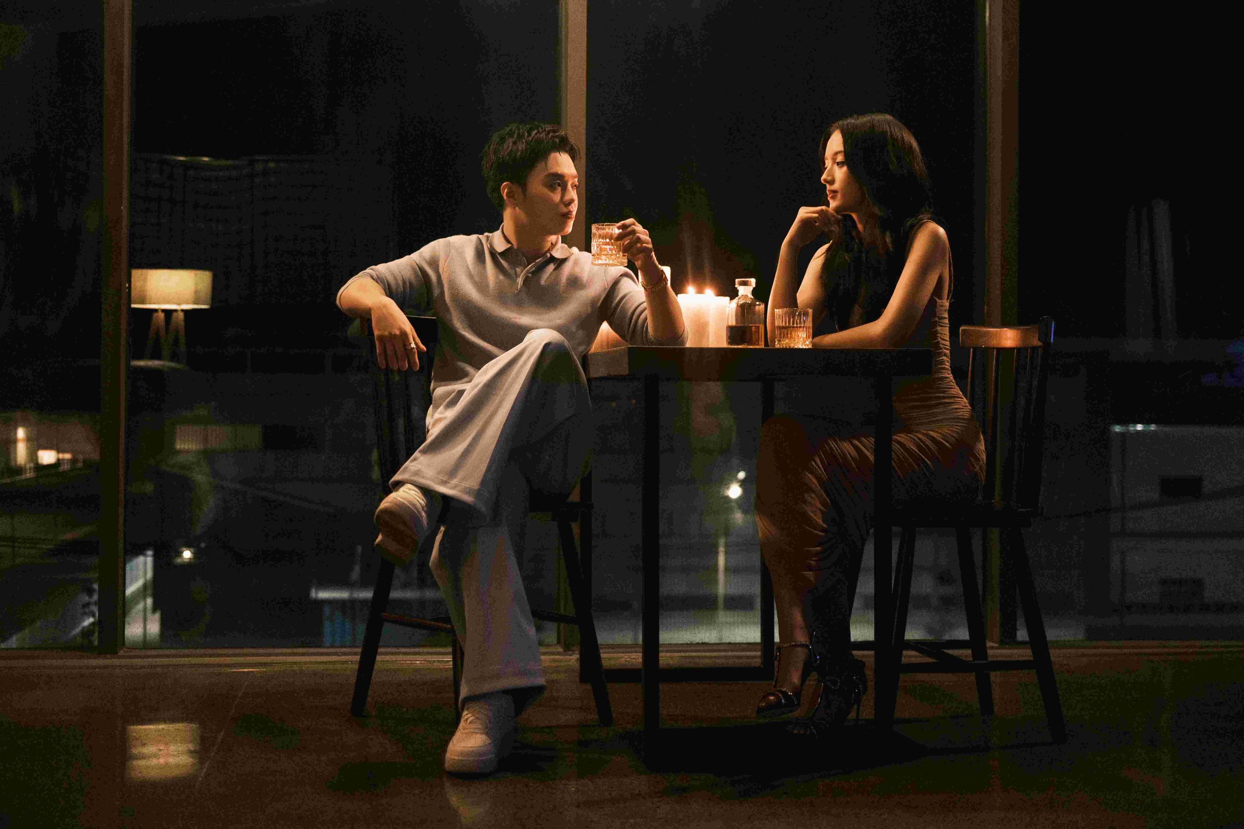 "Út khờ" Negav "lột xác" với hình tượng trùm mafia- Ảnh 2.