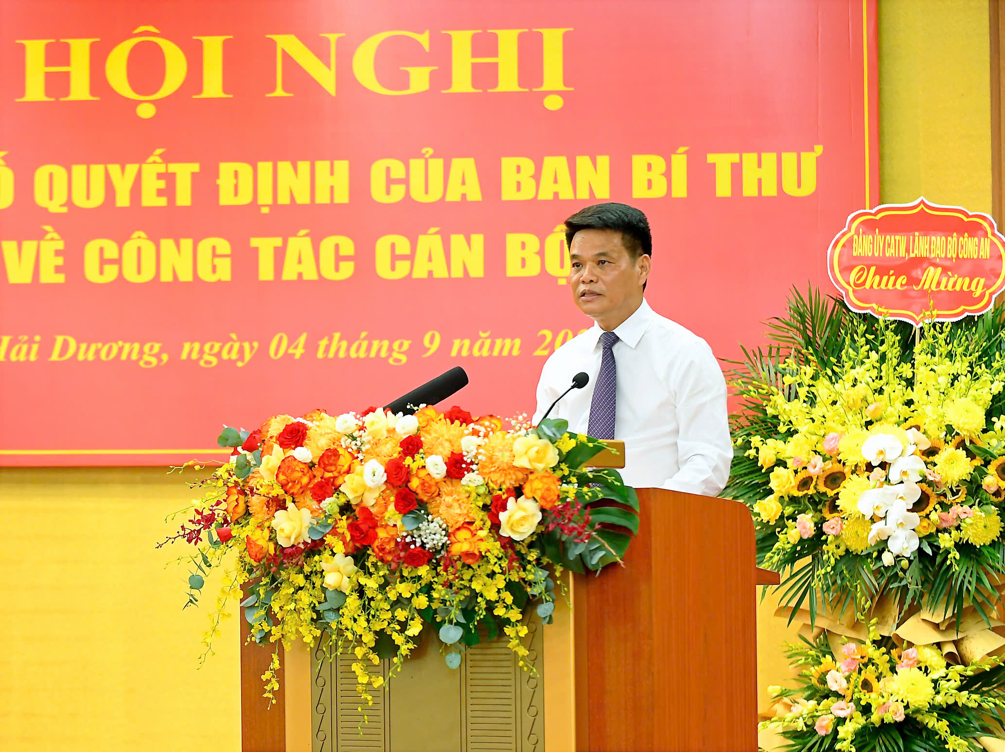 Nguyên Tư lệnh CSCĐ Lê Ngọc Châu được bầu làm Chủ tịch UBND tỉnh Hải Dương- Ảnh 1.