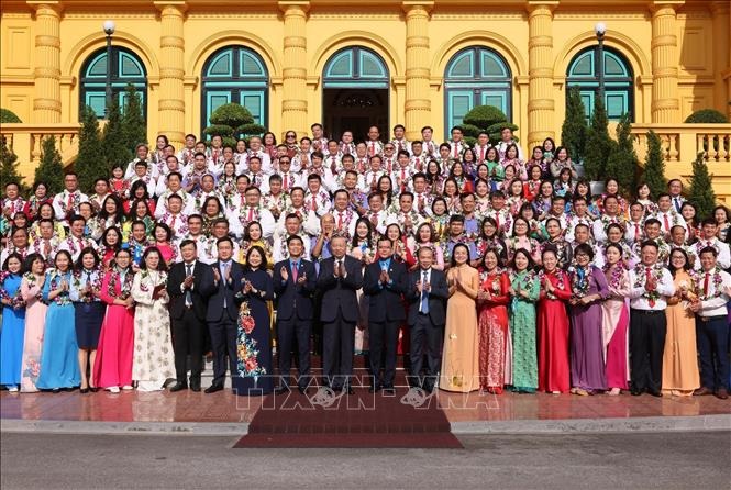 Tổng B&iacute; thư, Chủ tịch nước T&ocirc; L&acirc;m gặp mặt đại biểu "Tham mưu giỏi, phục vụ tốt"- Ảnh 5.