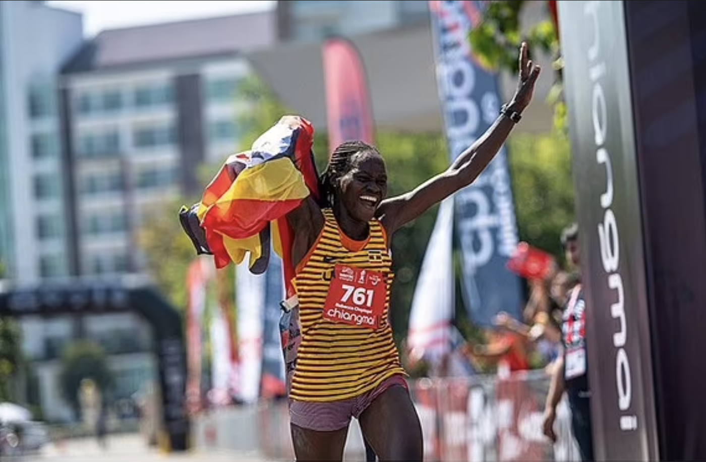 Ng&ocirc;i sao marathon Rebecca Cheptegei bị bạn trai cũ tạt xăng cố s&aacute;t- Ảnh 2.