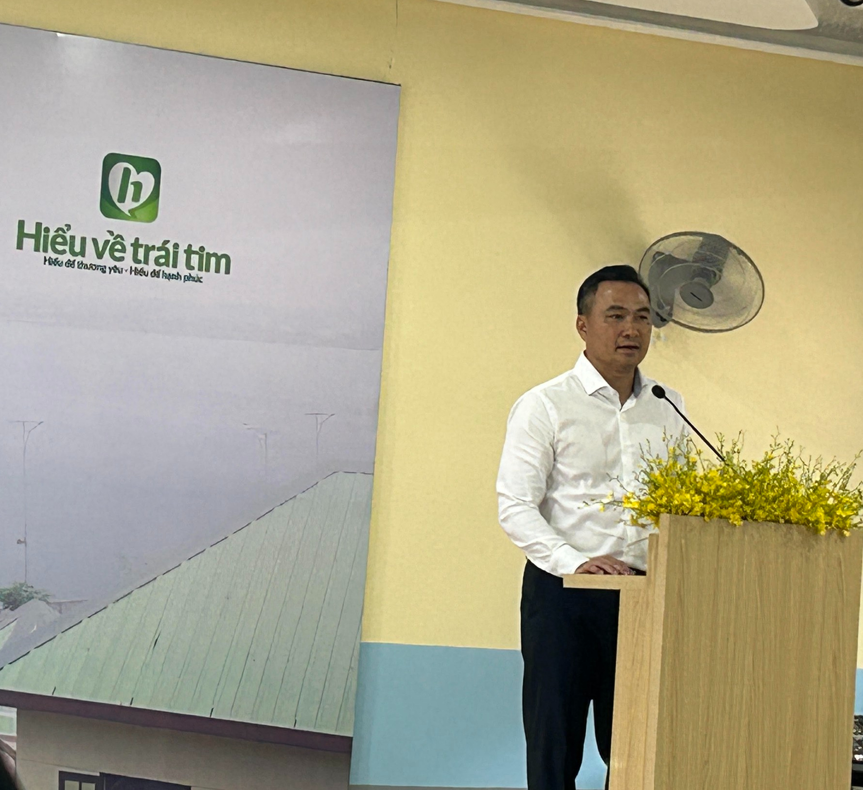 Diễn viên Chi Bảo hoàn thành ước nguyện đầu tiên
- Ảnh 1.