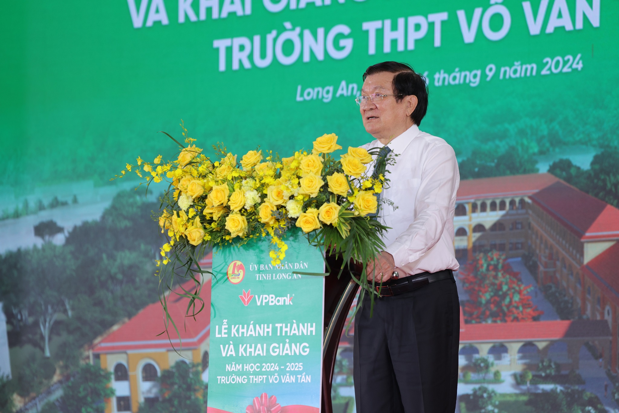 Khánh thành trường THPT Võ Văn Tần quy mô 100 tỉ đồng do VPBank tài trợ tại Long An- Ảnh 1.