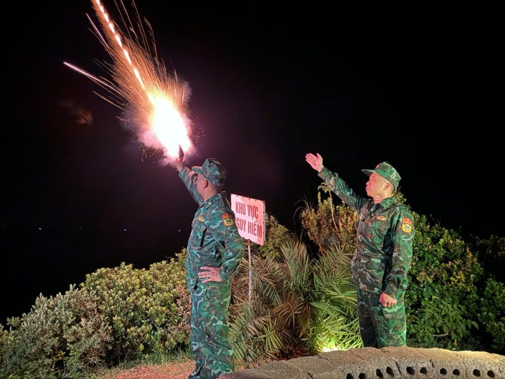 Siêu bão Yagi sắp đổ bộ, khẩn cấp di dời dân, du khách khỏi vùng nguy hiểm- Ảnh 2.