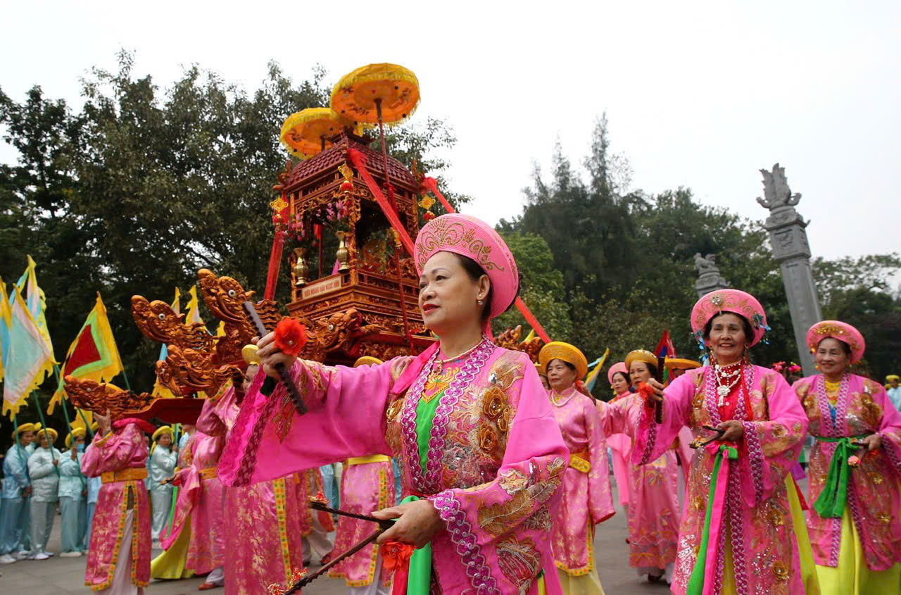 Kh&ocirc;ng tổ chức lễ hội tr&agrave;n lan g&acirc;y tốn k&eacute;m, l&atilde;ng ph&iacute;- Ảnh 1.