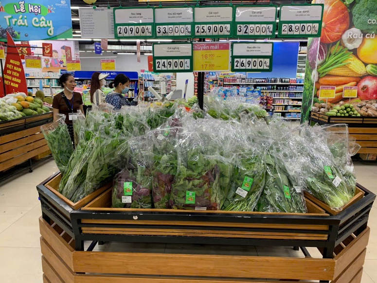 Q:\ChuyenDe\6-9\GHI NHẬN TẠI CO.OPMART H&Agrave; Đ&Ocirc;NG - H&Agrave; NỘI.jpg