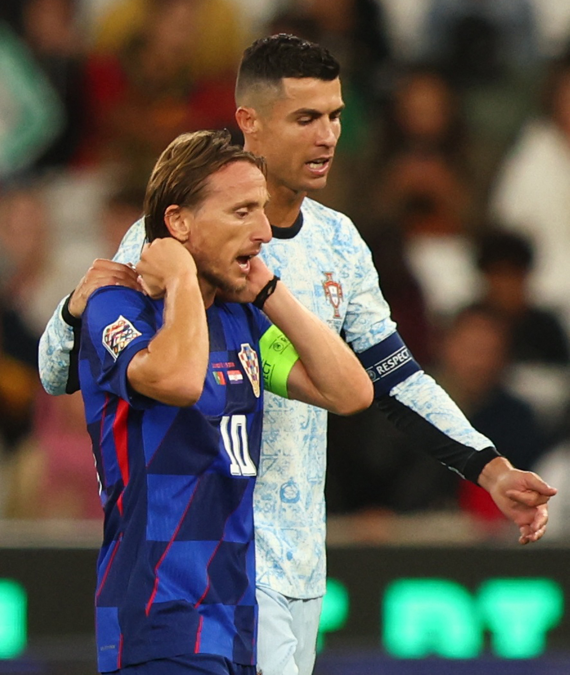 Ronaldo b&ugrave;ng nổ b&agrave;n thắng thứ 900, Bồ Đ&agrave;o Nha thắng &aacute; qu&acirc;n Nations League- Ảnh 1.