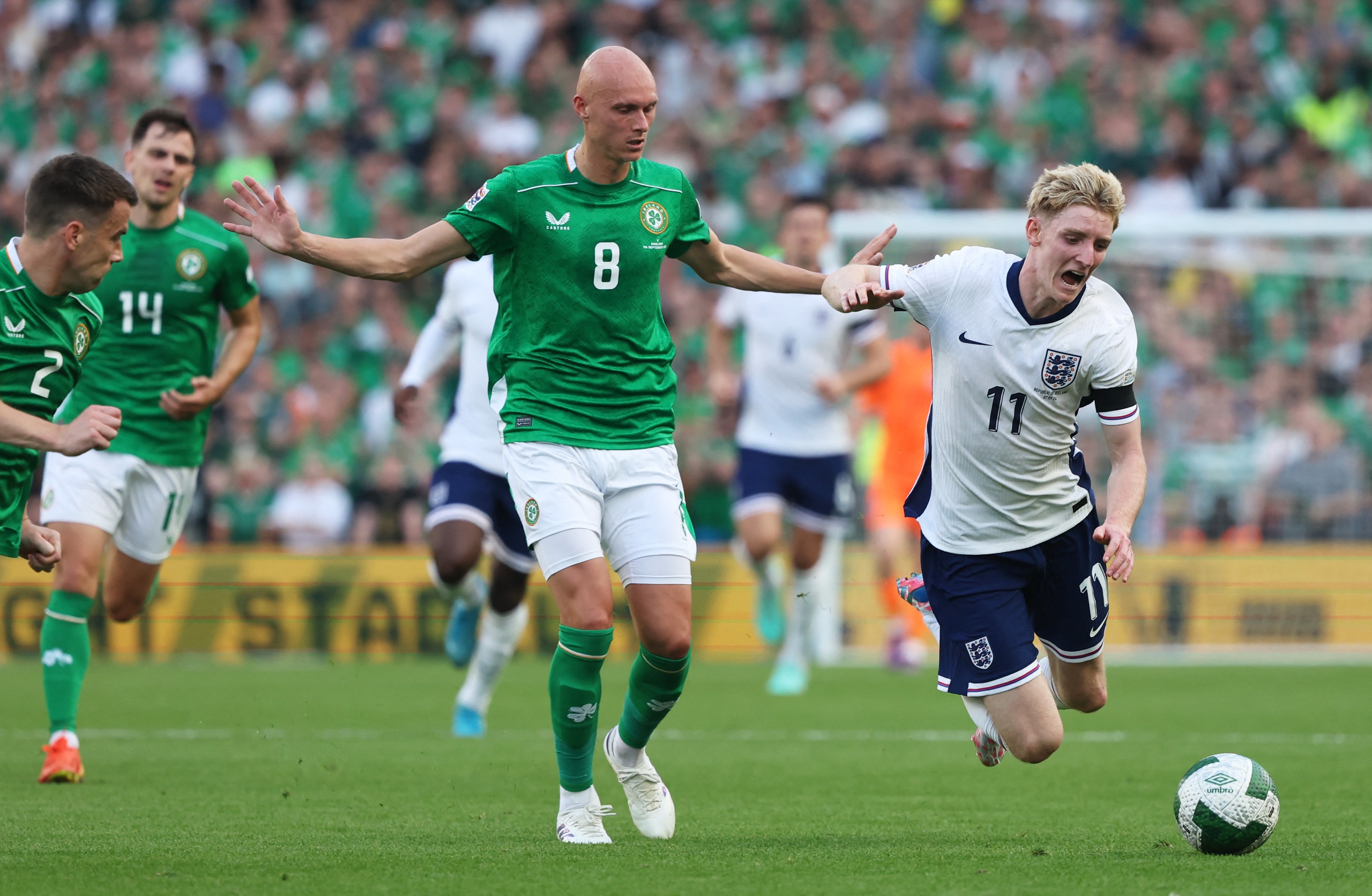 Rice v&agrave; Grealish b&ugrave;ng nổ trước Ireland, tuyển Anh mơ v&eacute; thăng hạng Nations League- Ảnh 2.