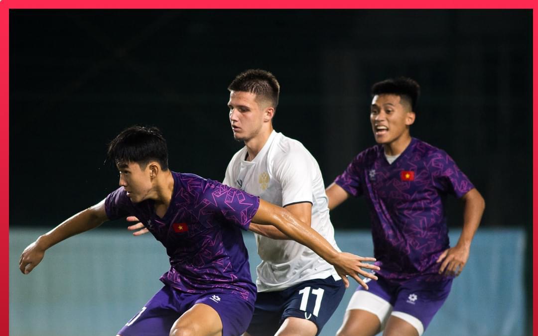 U20 Việt Nam nối bước đàn anh, thất bại trước U20 Nga
