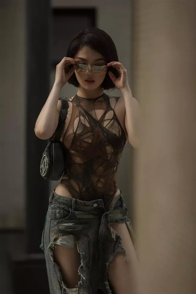 Ngọc Trinh kh&oacute; bỏ tật "khoe khoang..."- Ảnh 3.