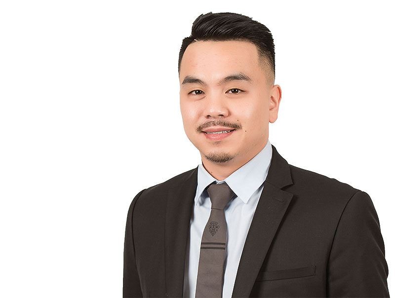 Ch&acirc;n dung những CEO tr&ecirc;n s&agrave;n chứng kho&aacute;n c&oacute; thu nhập hơn 10 tỉ đồng/năm- Ảnh 2.