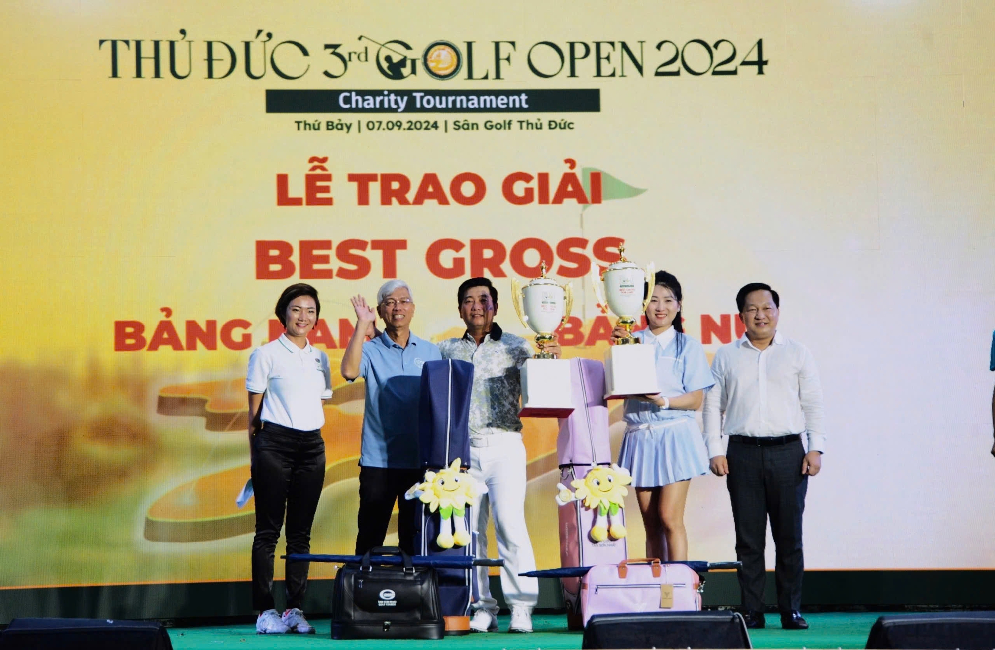 Quy&ecirc;n g&oacute;p từ thiện hơn 40 tỉ đồng tại Giải Golf Thủ Đức Open 2024- Ảnh 5.