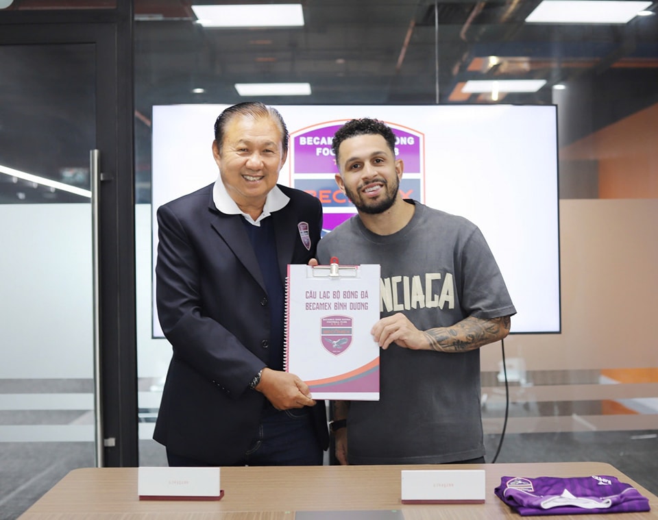 Đồng đội Neymar