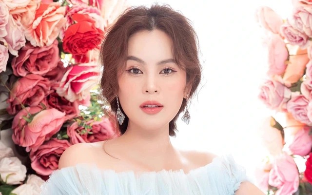Phương Lê góp 500 triệu đồng hỗ trợ người dân vùng bị thiên tai