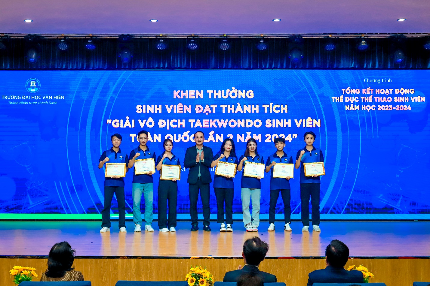 Trường Đại học Văn Hiến khuyến kh&iacute;ch tinh thần thể dục thể thao trong sinh vi&ecirc;n- Ảnh 1.