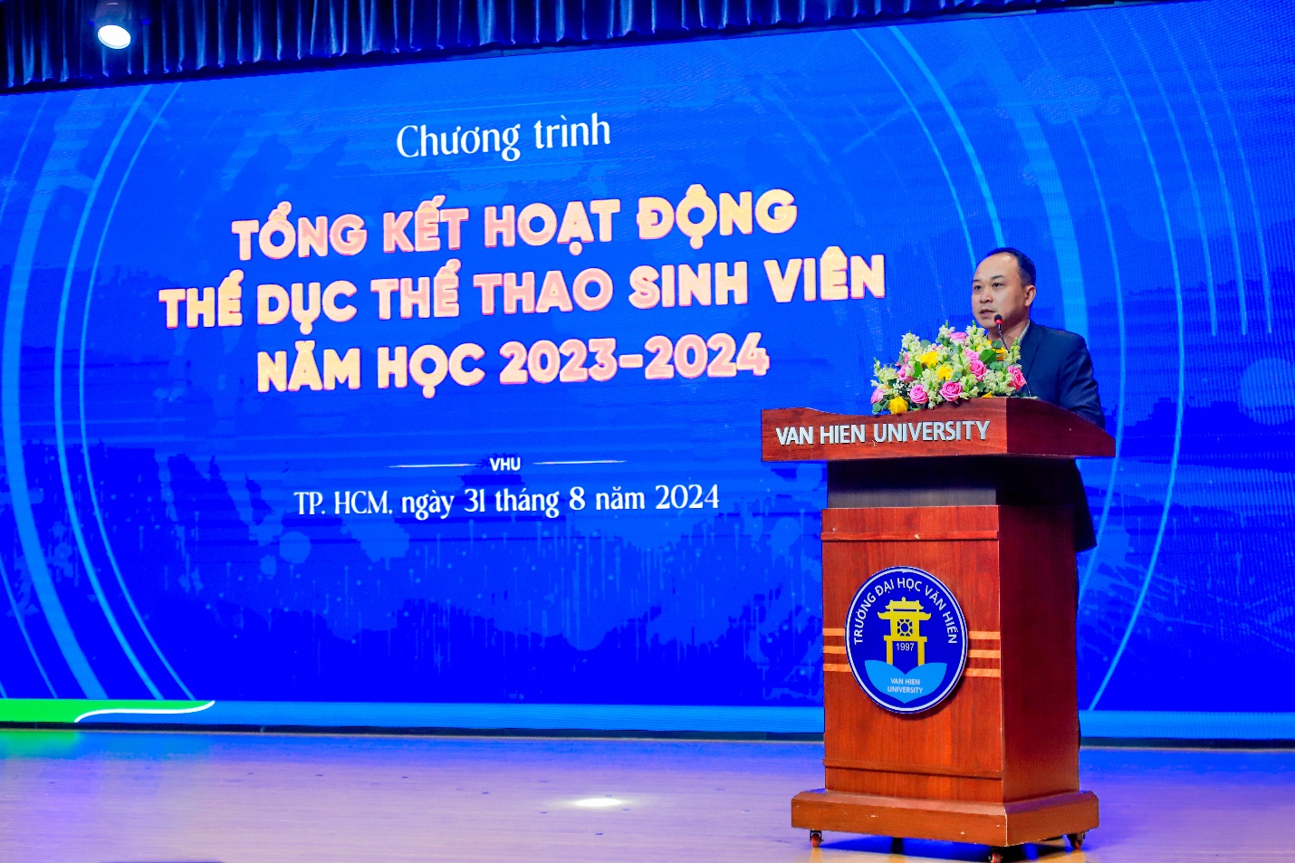 Trường Đại học Văn Hiến khuyến kh&iacute;ch tinh thần thể dục thể thao trong sinh vi&ecirc;n- Ảnh 2.