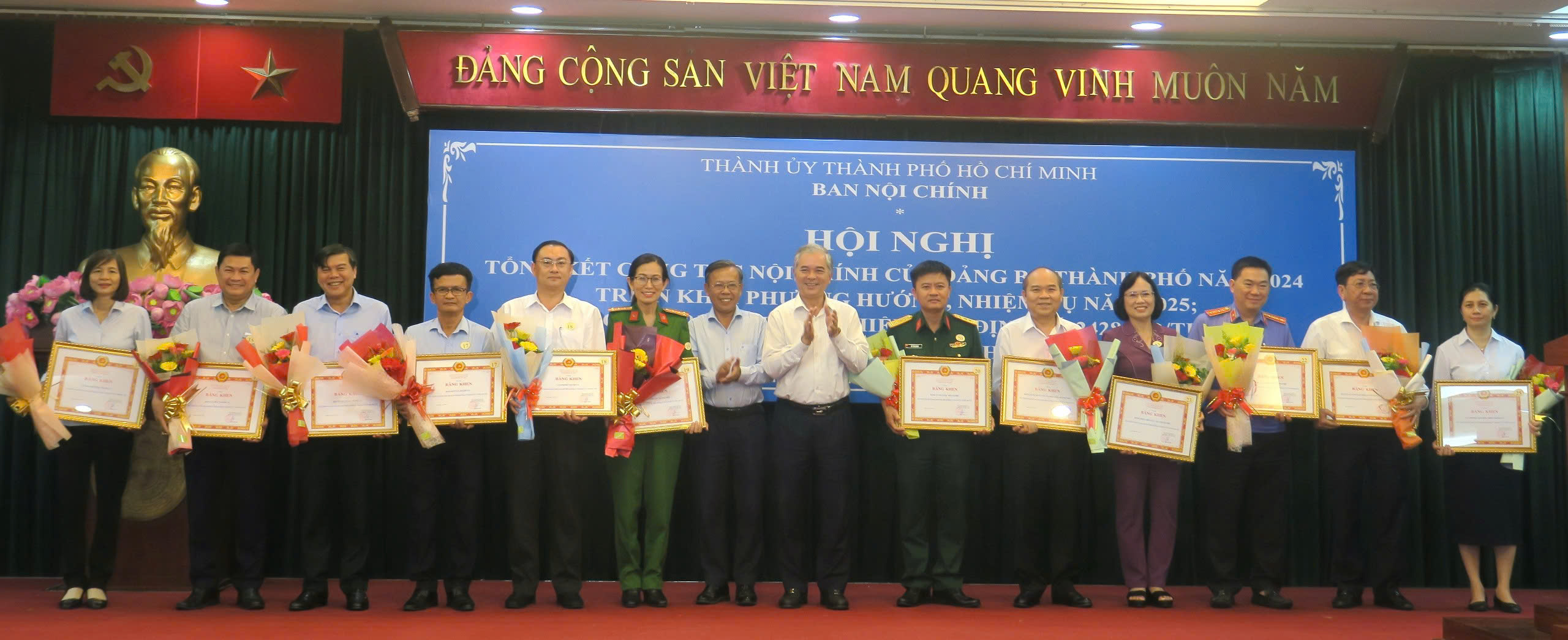 TP HCM theo d&otilde;i, chỉ đạo 10 vụ &aacute;n về tham nhũng, l&atilde;ng ph&iacute;- Ảnh 2.