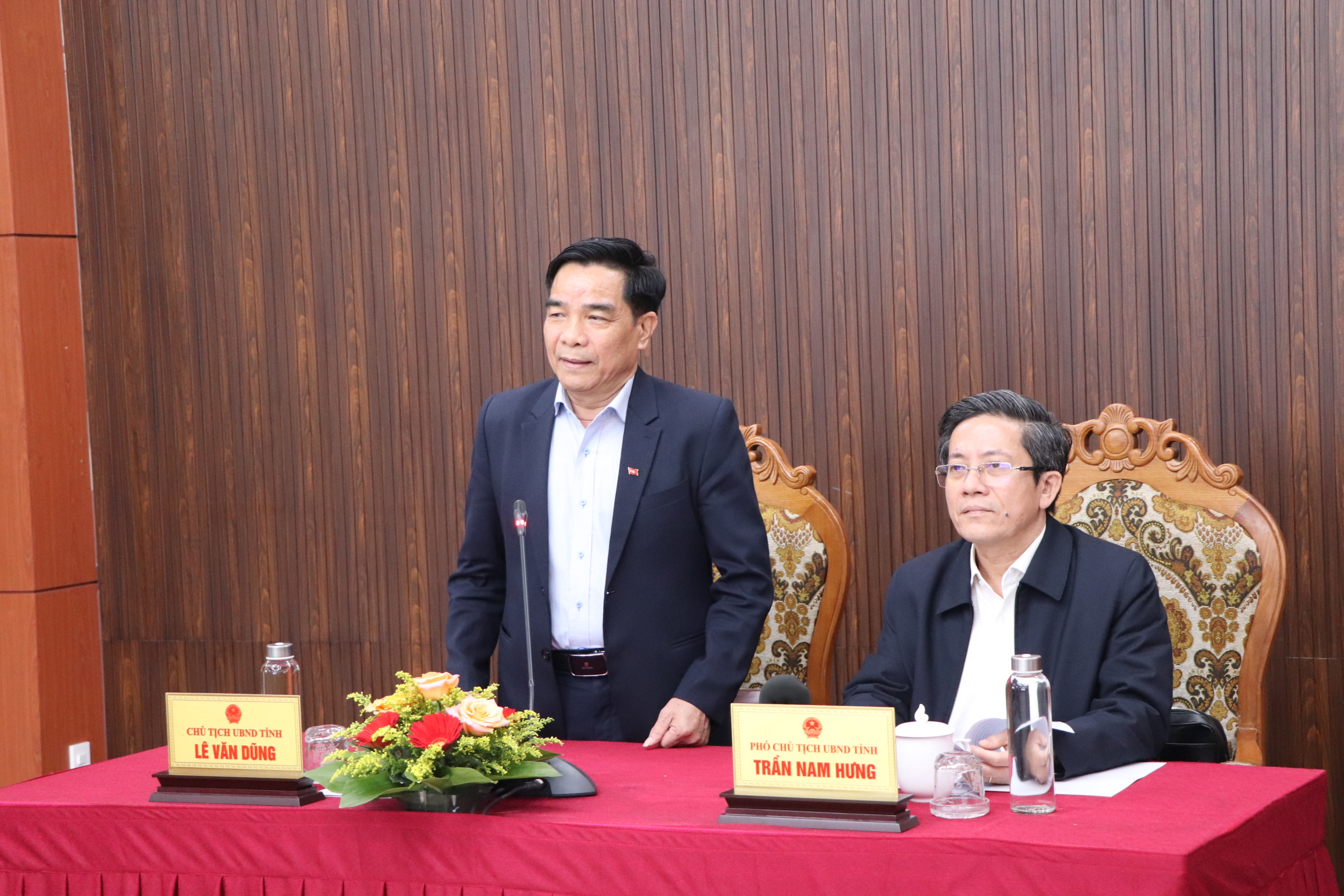 Chủ tịch tỉnh Quảng Nam: Sắp tới sẽ c&oacute; nhiều người xin nghỉ trước tuổi- Ảnh 1.
