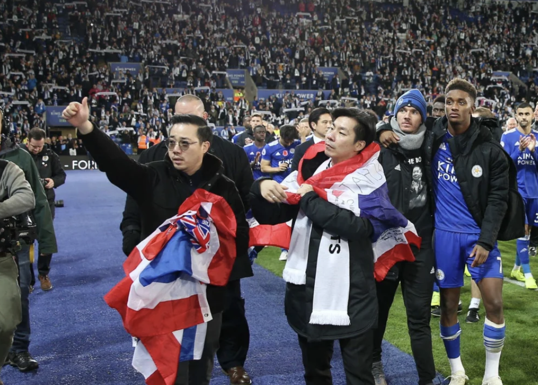 Con cựu chủ tịch Leicester City kiện nh&agrave; sản xuất trực thăng, đ&ograve;i bồi thường 2,15 tỉ bảng- Ảnh 1.
