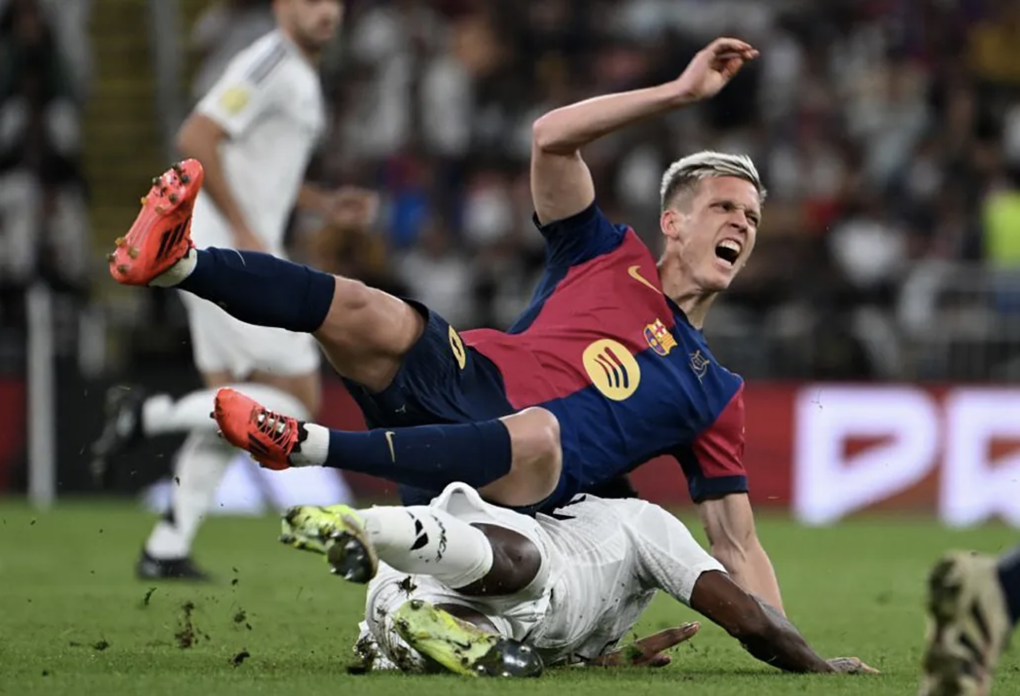 Nghiền n&aacute;t Real Madrid, Barcelona đăng quang Si&ecirc;u c&uacute;p T&acirc;y Ban Nha- Ảnh 8.