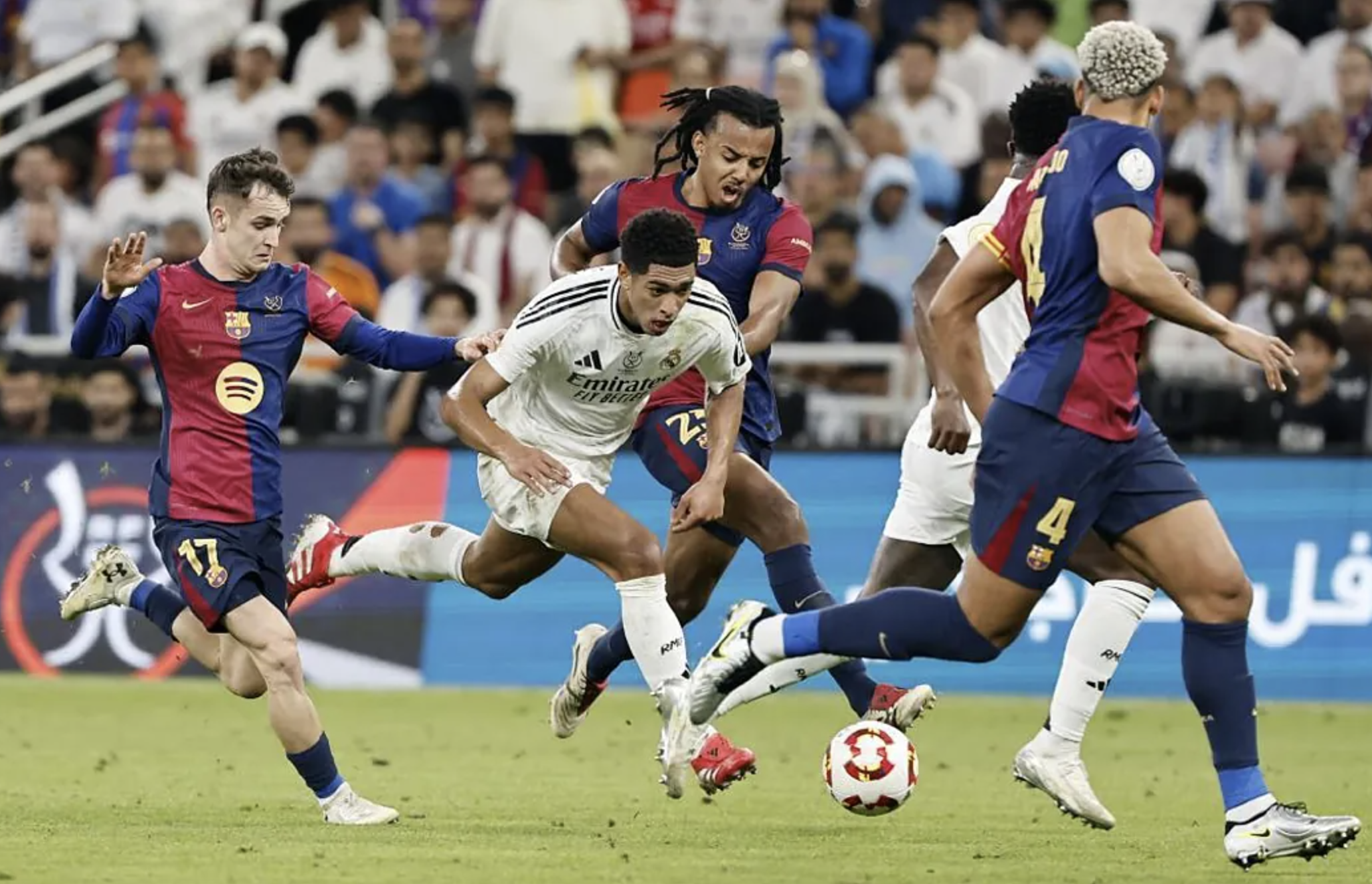 Nghiền n&aacute;t Real Madrid, Barcelona đăng quang Si&ecirc;u c&uacute;p T&acirc;y Ban Nha- Ảnh 1.