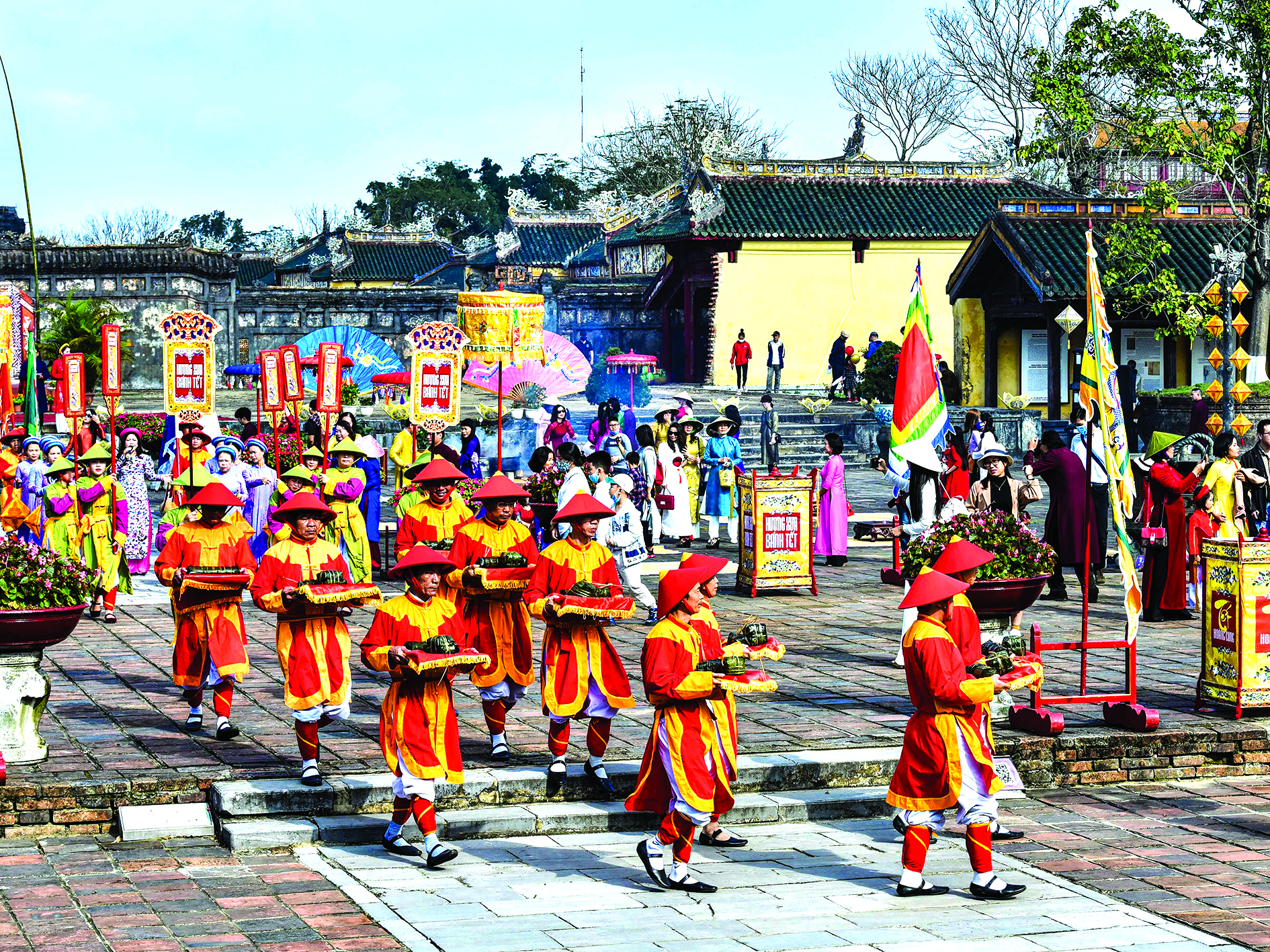 Lễ tiến cung B&aacute;nh Chưng b&aacute;nh t&eacute;t.jpg