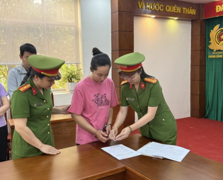 C&ocirc;ng an TP HCM bắt gi&aacute;m đốc C&ocirc;ng ty Kiến L&acirc;m- Ảnh 2.