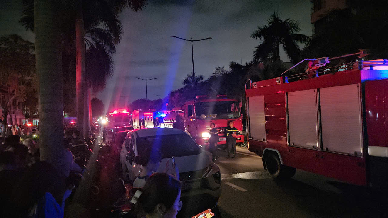 TP HCM: Ch&aacute;y chung cư Mizuki Park Nam Long, c&oacute; người đi cấp cứu- Ảnh 5.