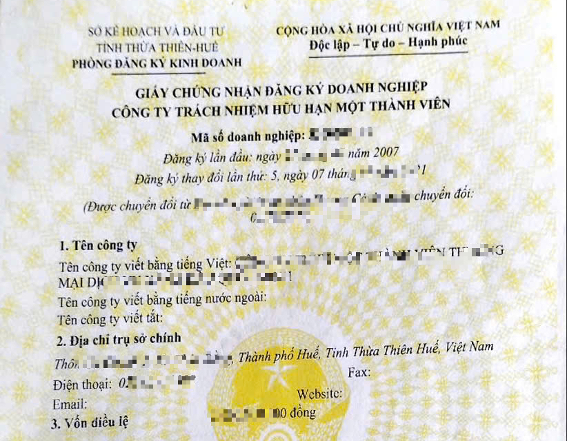 Doanh nghiệp "r&ecirc;n trời" v&igrave; chưa thay đổi được giấy ph&eacute;p kinh doanh sau khi Huế l&ecirc;n trung ương- Ảnh 1.