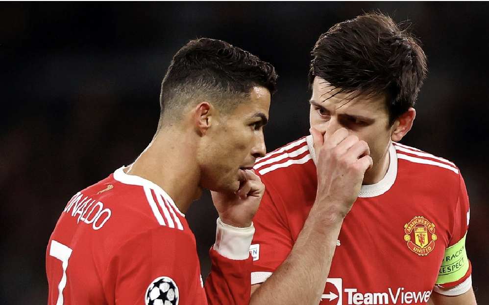 Ronaldo gh&eacute;t ra mặt một ng&ocirc;i sao khi trở lại Man United