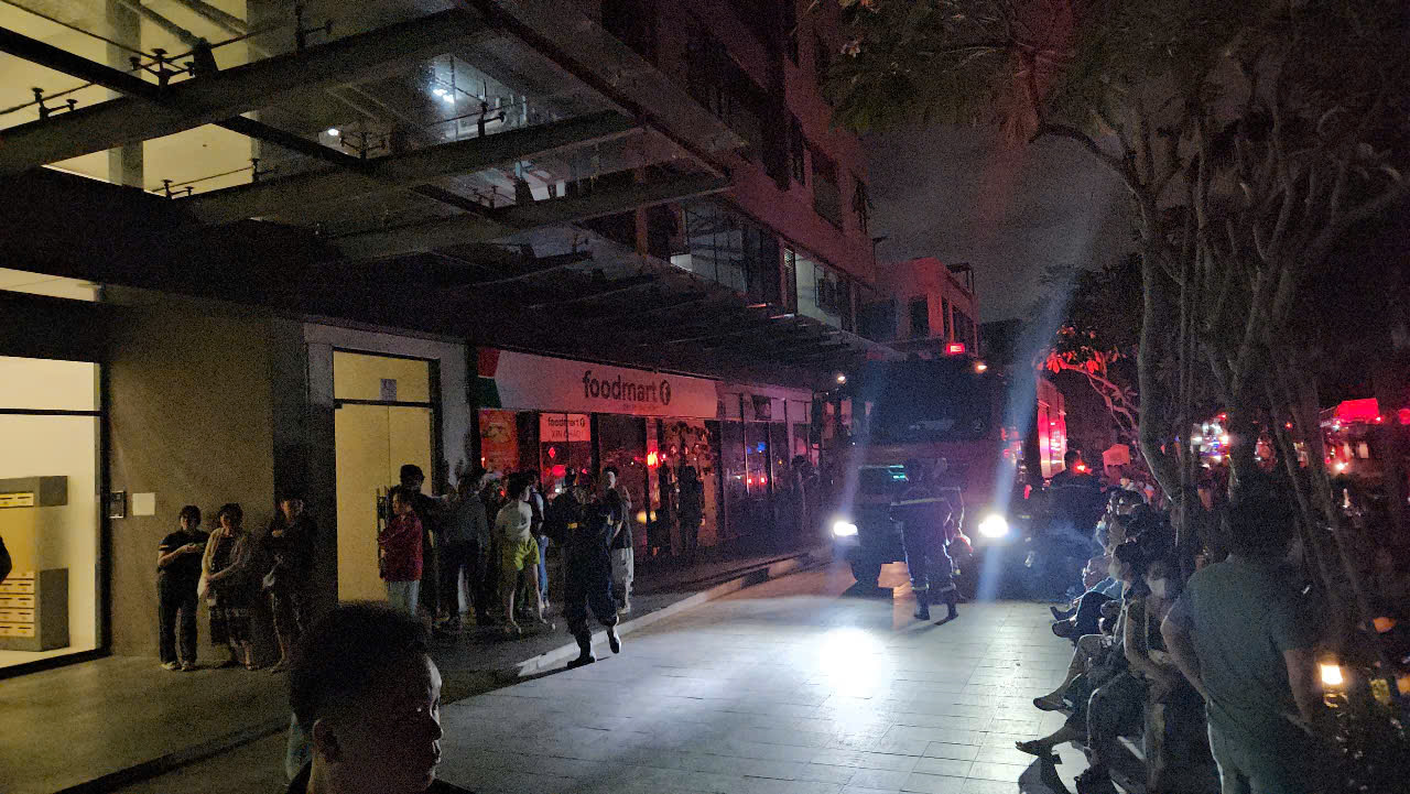 TP HCM: Ch&aacute;y chung cư Mizuki Park Nam Long, c&oacute; người đi cấp cứu- Ảnh 6.