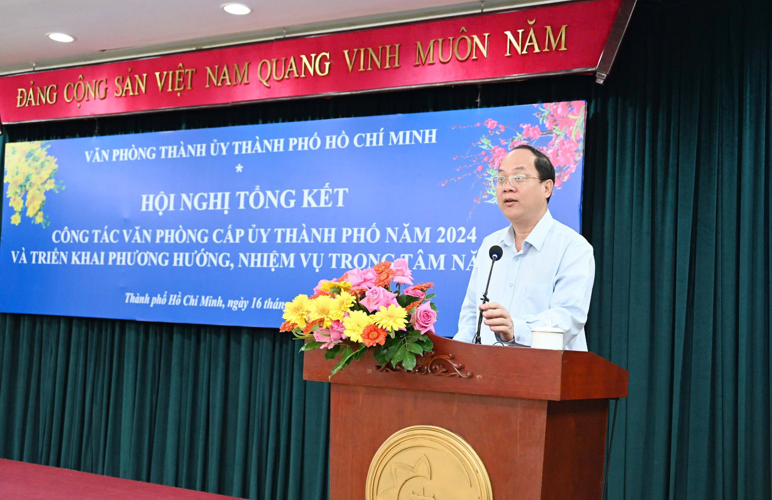 Phó Bí thư Thường trực Thành ủy TP HCM Nguyễn Hồ Hải phát biểu tại hội nghị