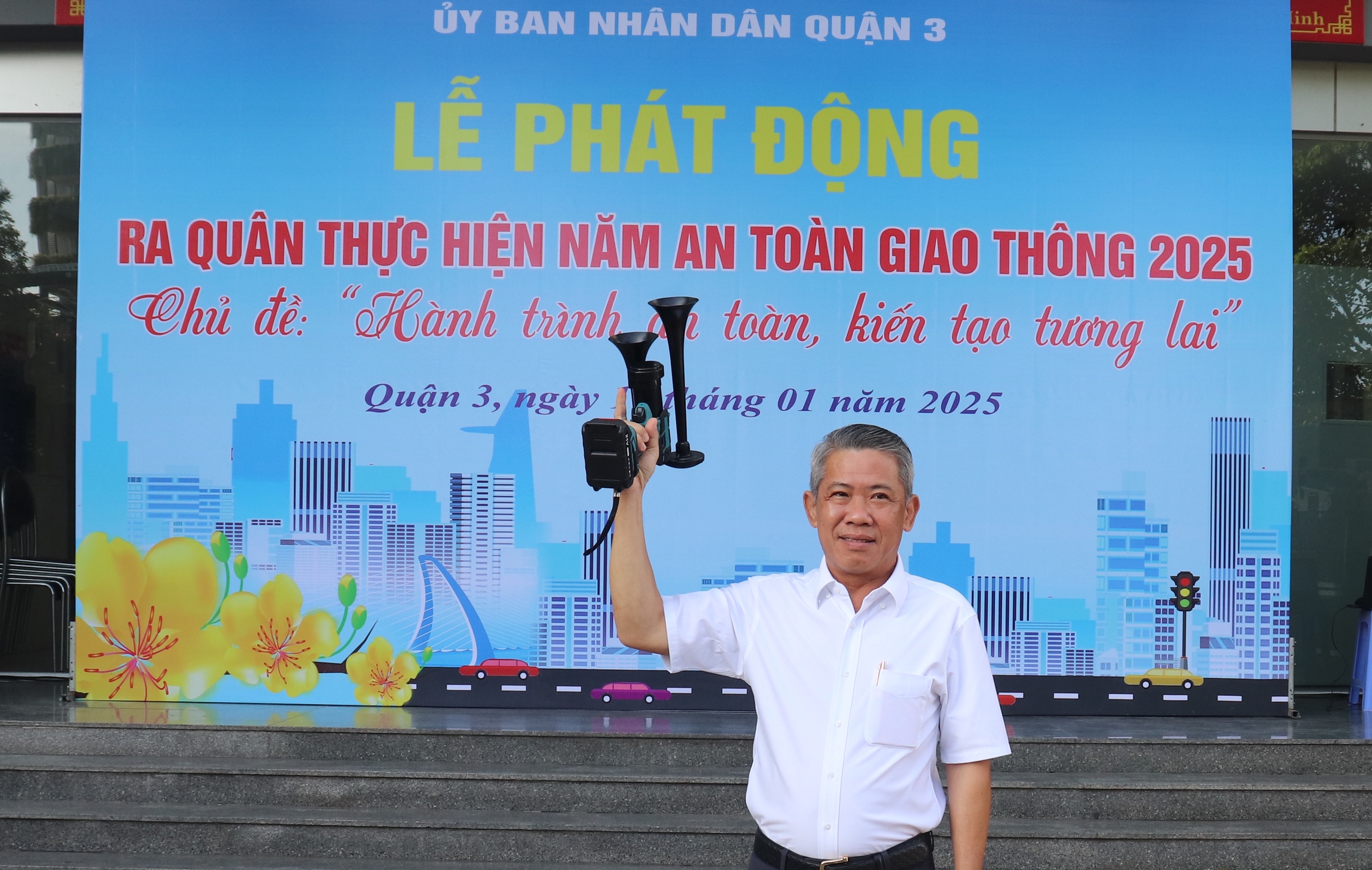 Chủ tịch UBND quận 3 chỉ đạo xử l&yacute; vi phạm giao th&ocirc;ng "kh&ocirc;ng c&oacute; v&ugrave;ng cấm, kh&ocirc;ng c&oacute; ngoại lệ"- Ảnh 1.