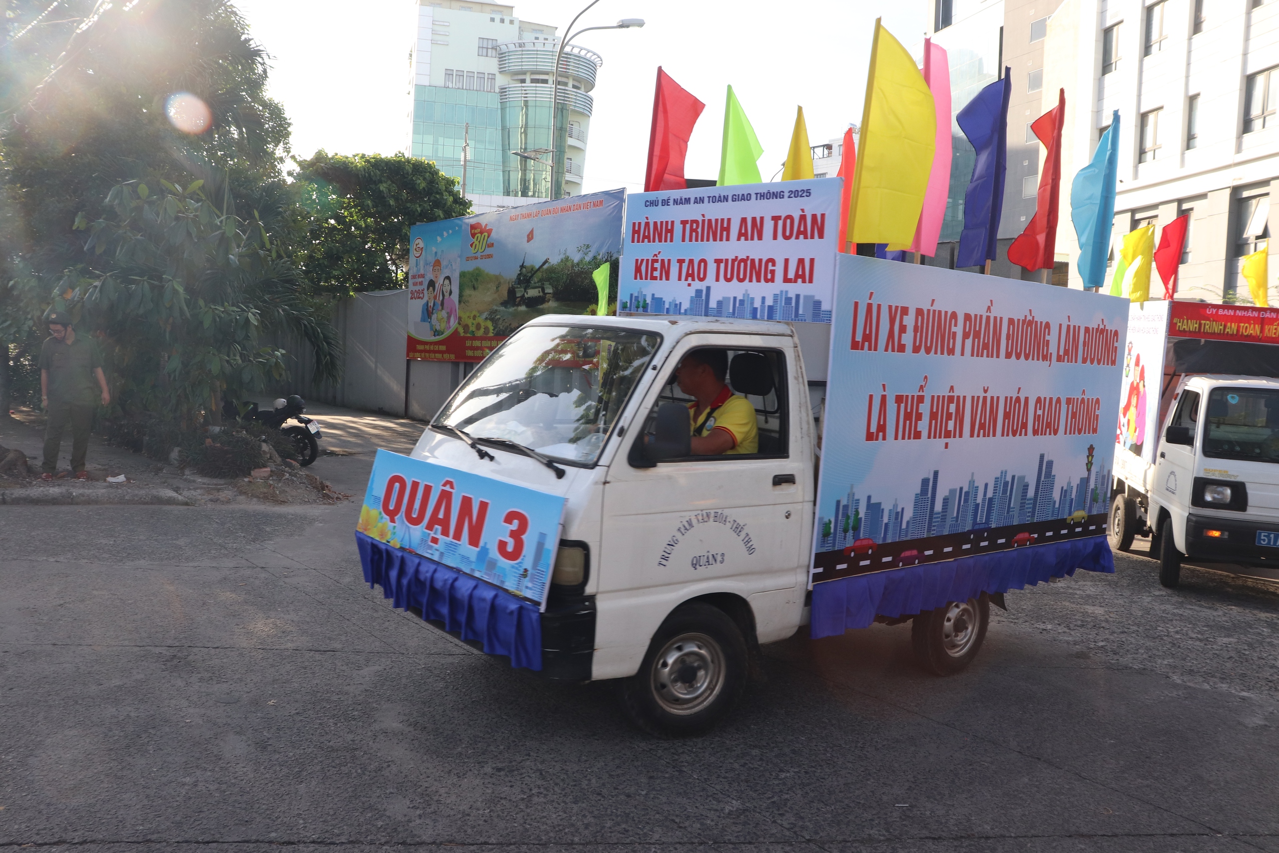 Chủ tịch UBND quận 3 chỉ đạo xử l&yacute; vi phạm giao th&ocirc;ng "kh&ocirc;ng c&oacute; v&ugrave;ng cấm, kh&ocirc;ng c&oacute; ngoại lệ"- Ảnh 3.