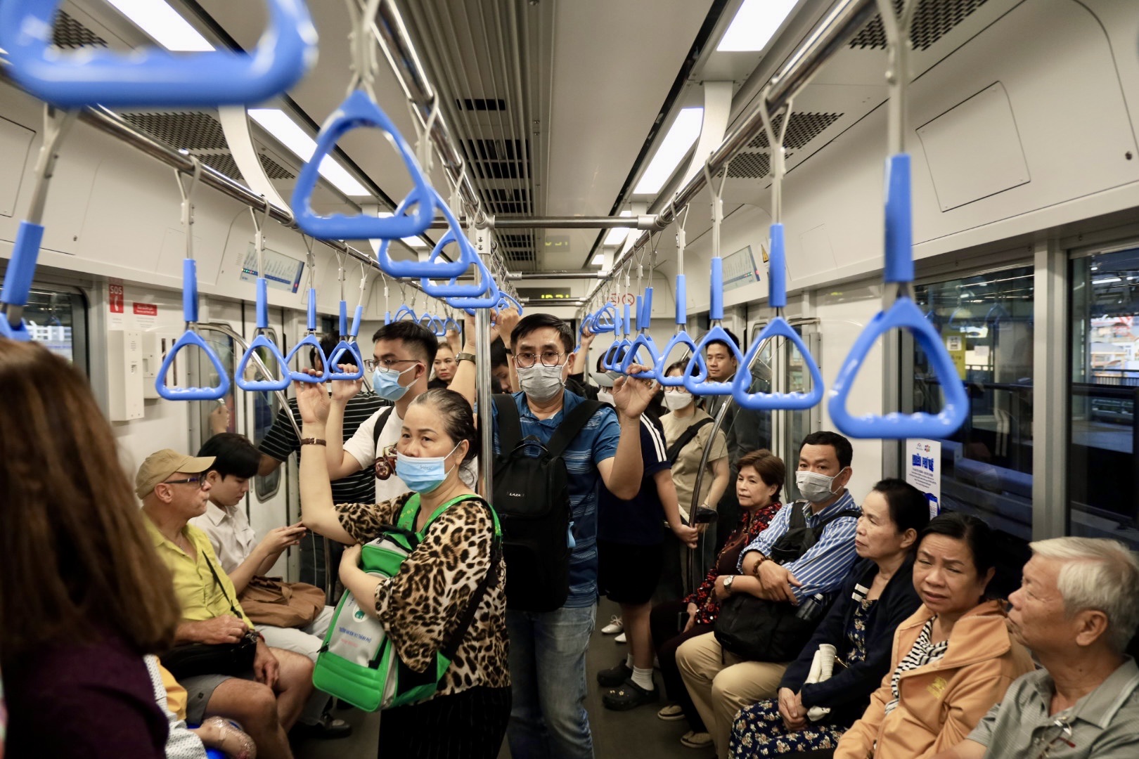 Thu phí metro từ 21-1: Những điều hành khách cần biết- Ảnh 1.