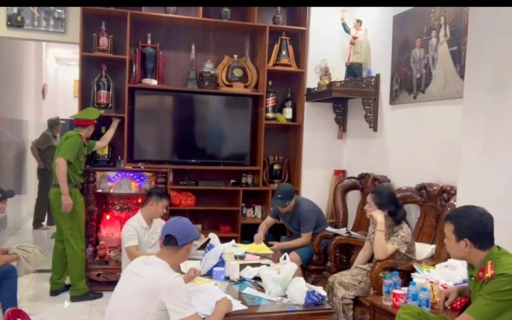 Triệt ph&aacute; đường d&acirc;y c&aacute; độ b&oacute;ng đ&aacute; hơn 200 tỉ đồng mỗi th&aacute;ng- Ảnh 3.