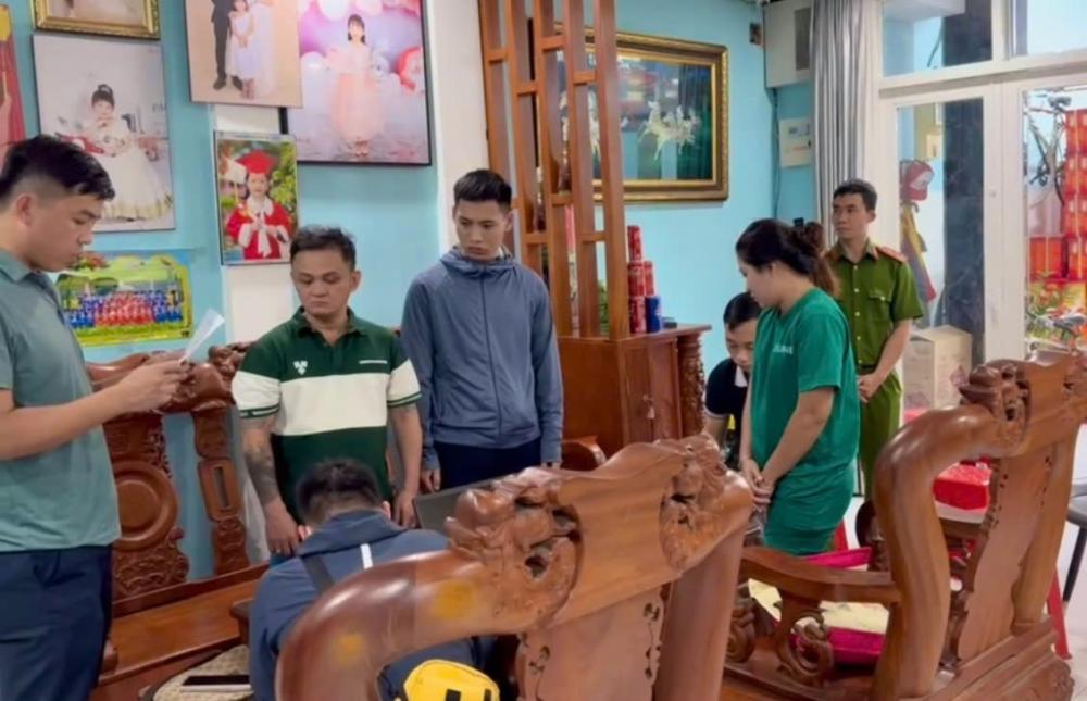 Triệt ph&aacute; đường d&acirc;y c&aacute; độ b&oacute;ng đ&aacute; hơn 200 tỉ đồng mỗi th&aacute;ng- Ảnh 4.