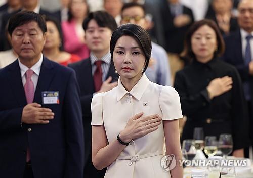 H&agrave;n Quốc: Sức khỏe phu nh&acirc;n &ocirc;ng Yoon Suk-yeol "ng&agrave;y c&agrave;ng suy yếu"- Ảnh 1.