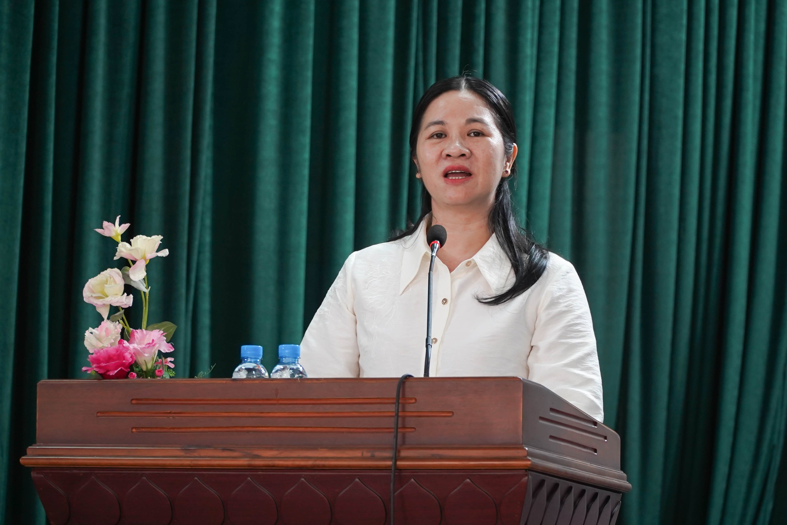 Mang Tết ấm đến người khuyết tật, trẻ mồ c&ocirc;i tại huyện H&oacute;c M&ocirc;n- Ảnh 5.