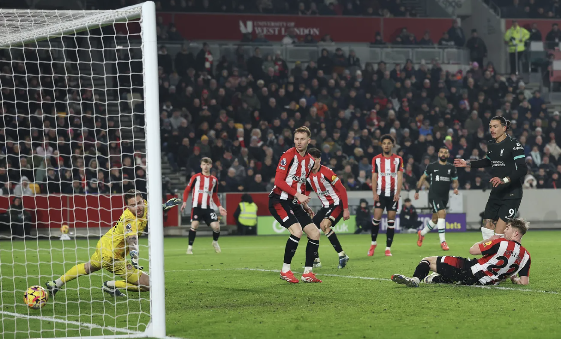 Liverpool b&ugrave;ng nổ ph&uacute;t b&ugrave; giờ, Arsenal đ&aacute;nh rơi chiến thắng tiếc nuối- Ảnh 3.