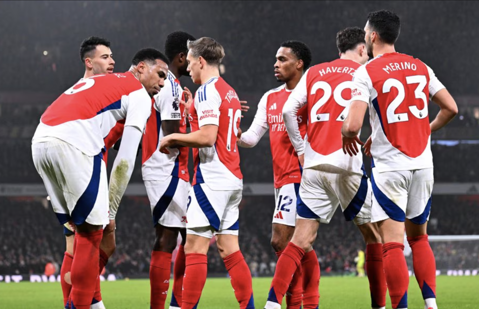 Liverpool b&ugrave;ng nổ ph&uacute;t b&ugrave; giờ, Arsenal đ&aacute;nh rơi chiến thắng tiếc nuối- Ảnh 8.