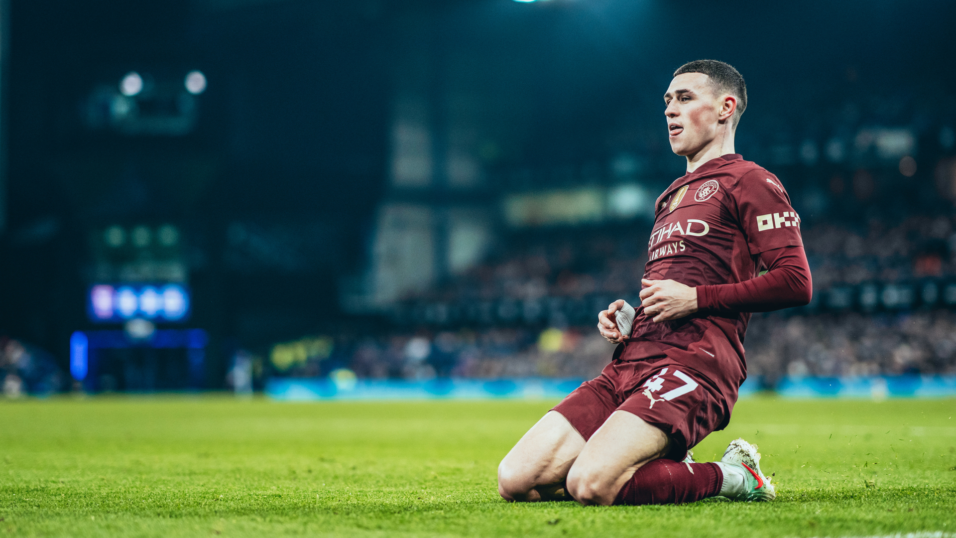 Thắng v&ugrave;i dập Ipswich Town, Man City bay cao Top 4 Ngoại hạng- Ảnh 4.