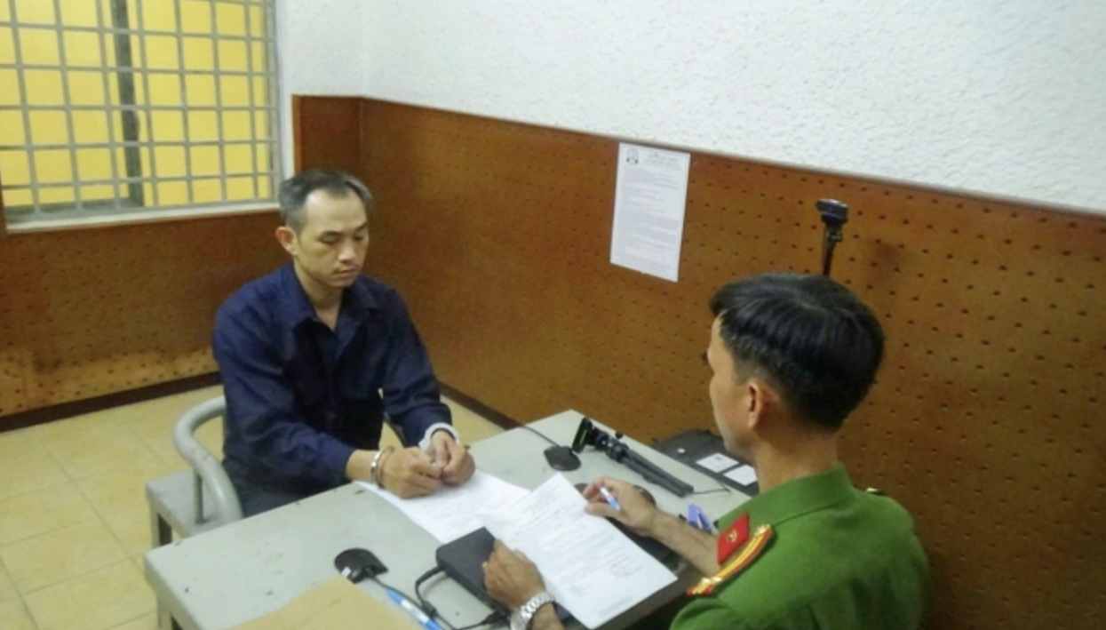 C&ocirc;ng an kết luận vụ c&ocirc; g&aacute;i bị tấn c&ocirc;ng tr&ecirc;n đường Kh&aacute;nh Hội, quận 4- Ảnh 1.