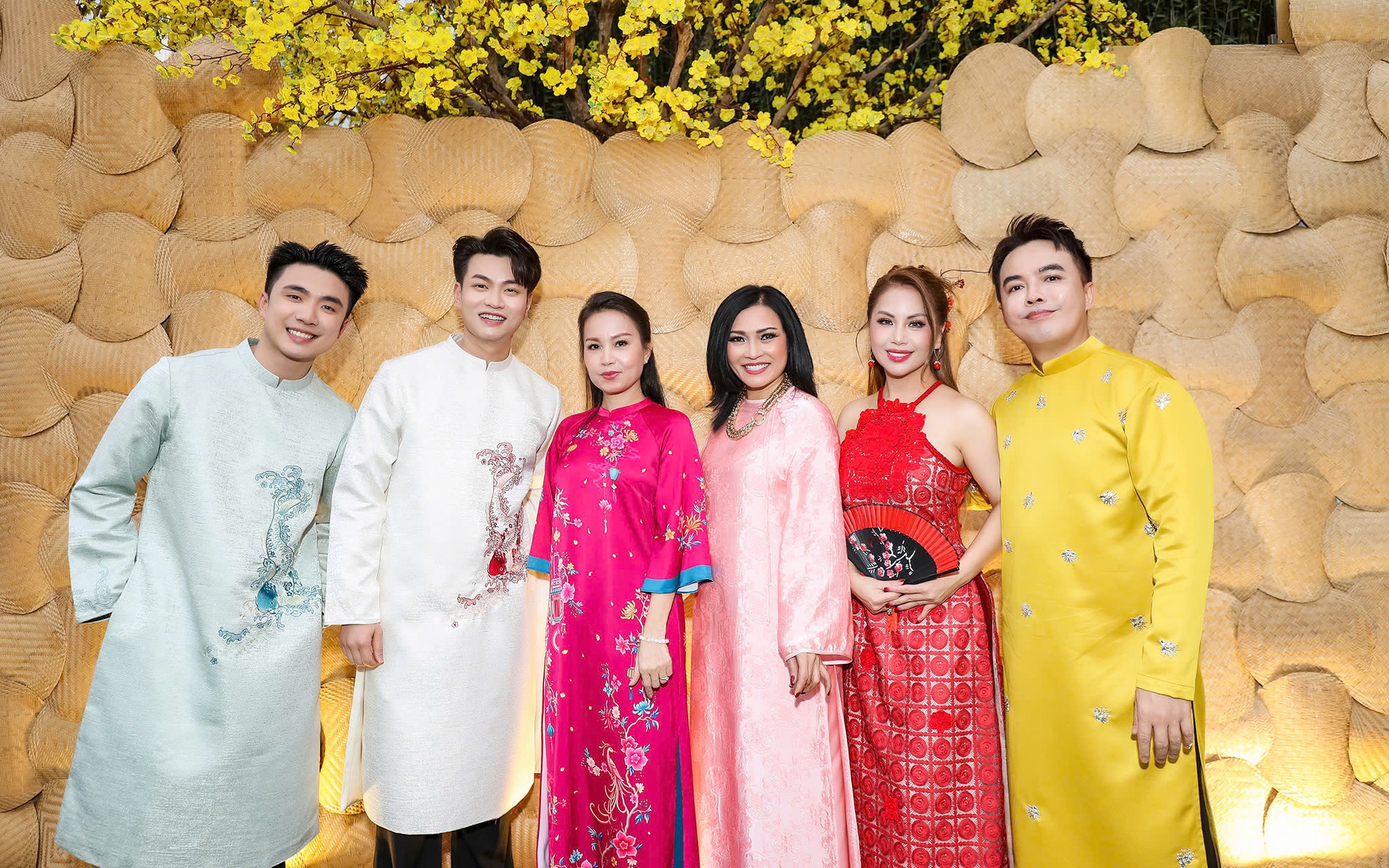 D&agrave;n sao tuổi Ngựa bị Gala Nhạc Việt 'troll' cực căng  - Ảnh 2.