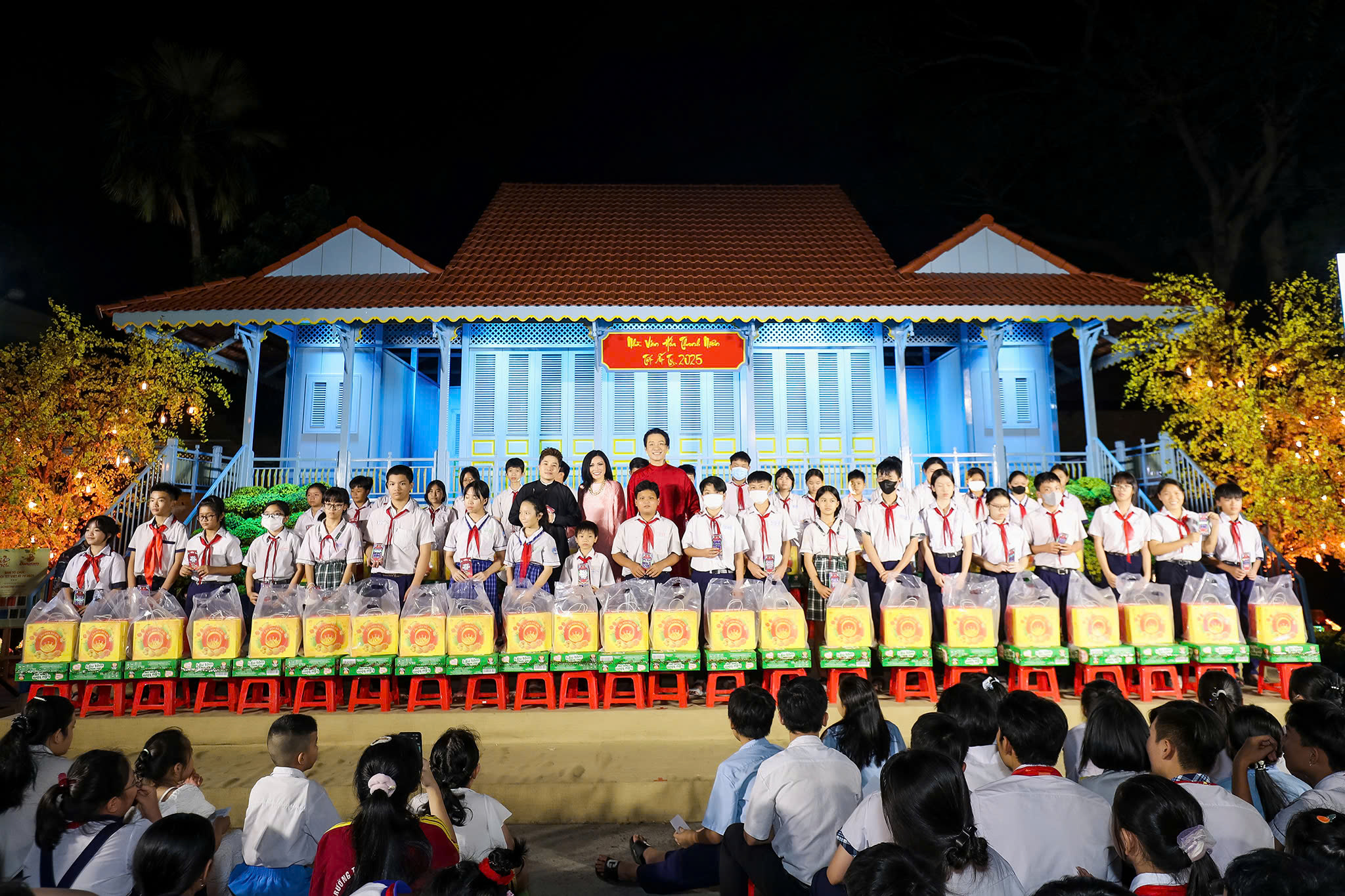 D&agrave;n sao hội ngộ "Gala Nhạc Việt"- Ảnh 3.