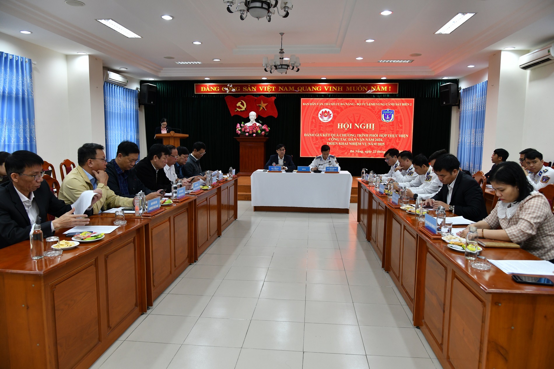 Phối hợp triển khai c&ocirc;ng t&aacute;c d&acirc;n vận năm 2025- Ảnh 1.