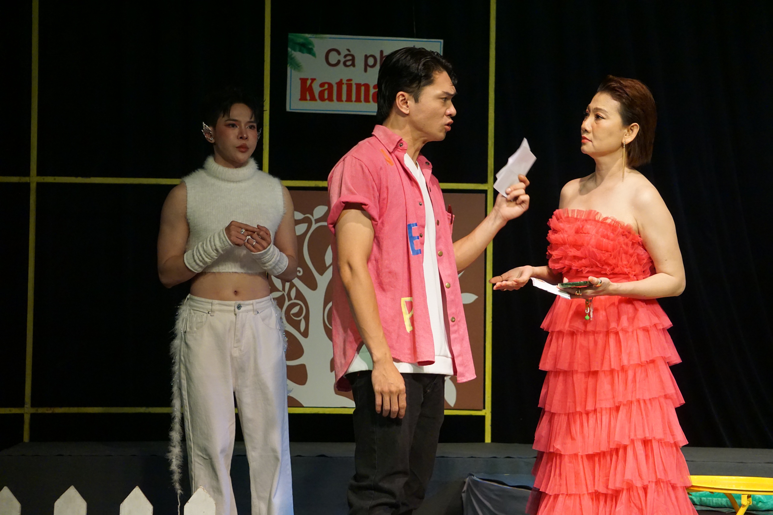 NSND Mỹ Uy&ecirc;n h&agrave;i l&ograve;ng khi "5B" l&agrave;m mới vở "Đẹp bất chấp"- Ảnh 2.
