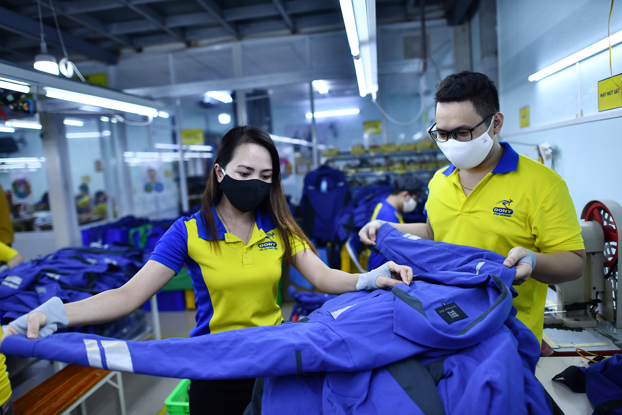 Người lao động được tạm ứng tiền lương dịp Tết 2025 bao nhi&ecirc;u?- Ảnh 2.