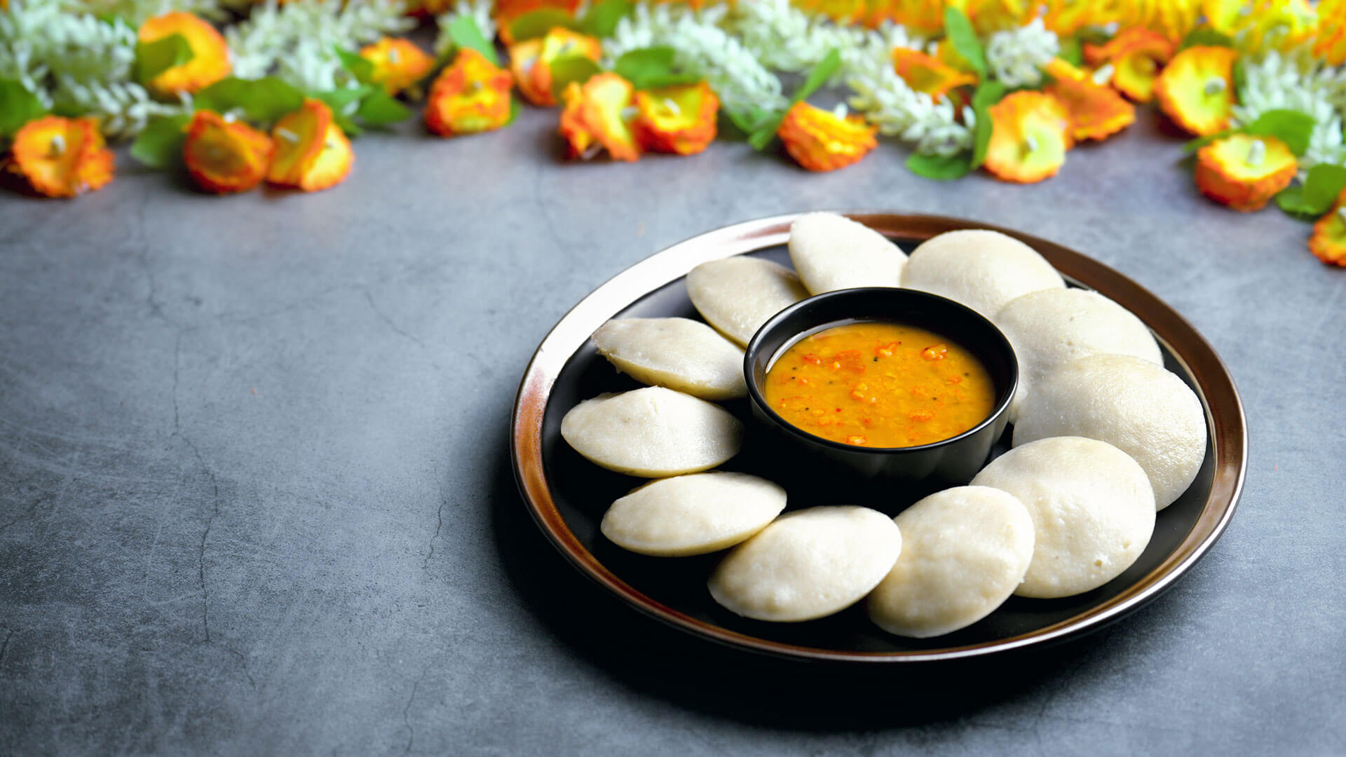 B&aacute;nh gạo Idli của Ấn Độ. Ảnh: patelbros.com