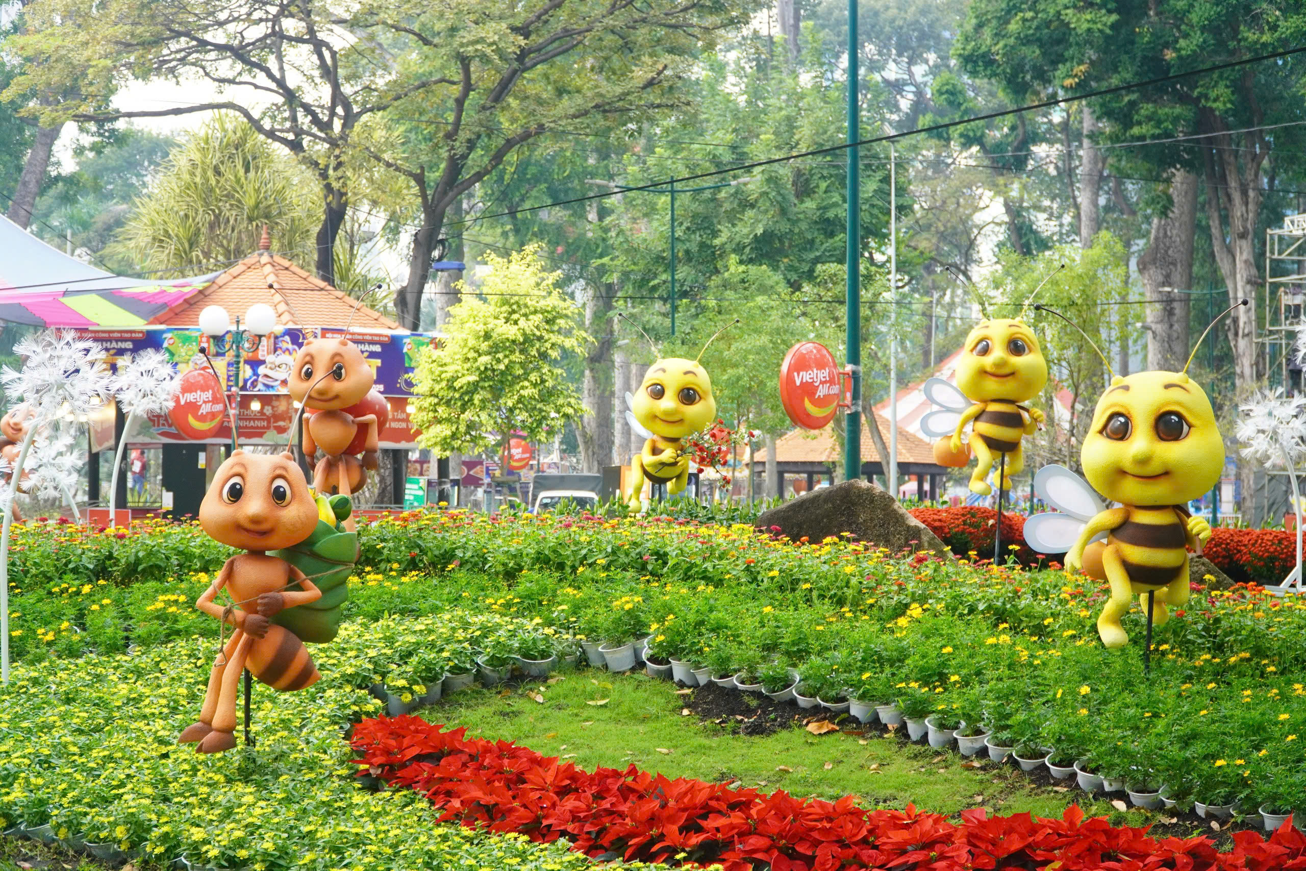 TP HCM: Nhiều n&eacute;t mới ở Hội Hoa Xu&acirc;n Ất Tỵ 2025- Ảnh 10.
