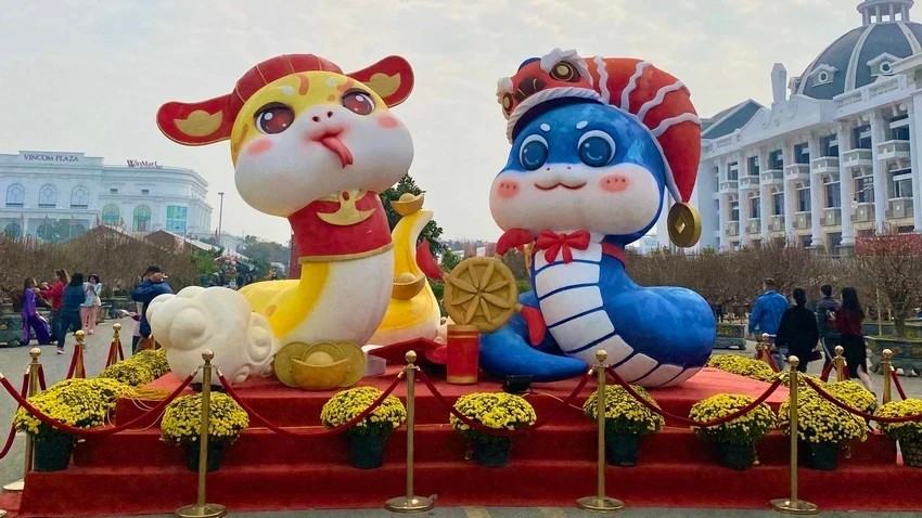 Linh vật rắn của tỉnh, th&agrave;nh n&agrave;o đẹp nhất Tết Ất Tỵ 2025?- Ảnh 32.